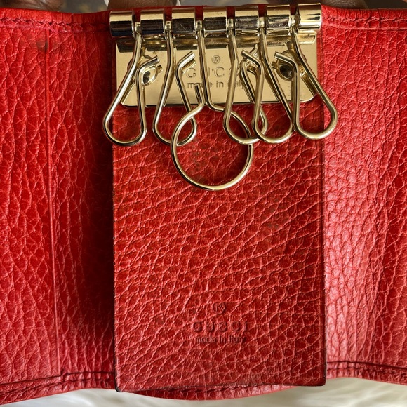 Gucci Trademark Red Key Case & Card Holder - Picture 6 of 9
